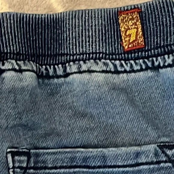 7 for All Mankind Fleece 1/4 Zip& jogger style jeans - boys Sz S ( school age)